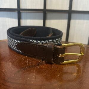 Vineyard Vines Silk Whale/ Leather/Canvas Belt with Gold Buckle Cape Cod 28